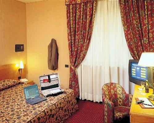 Hotel Ovest Plasencia