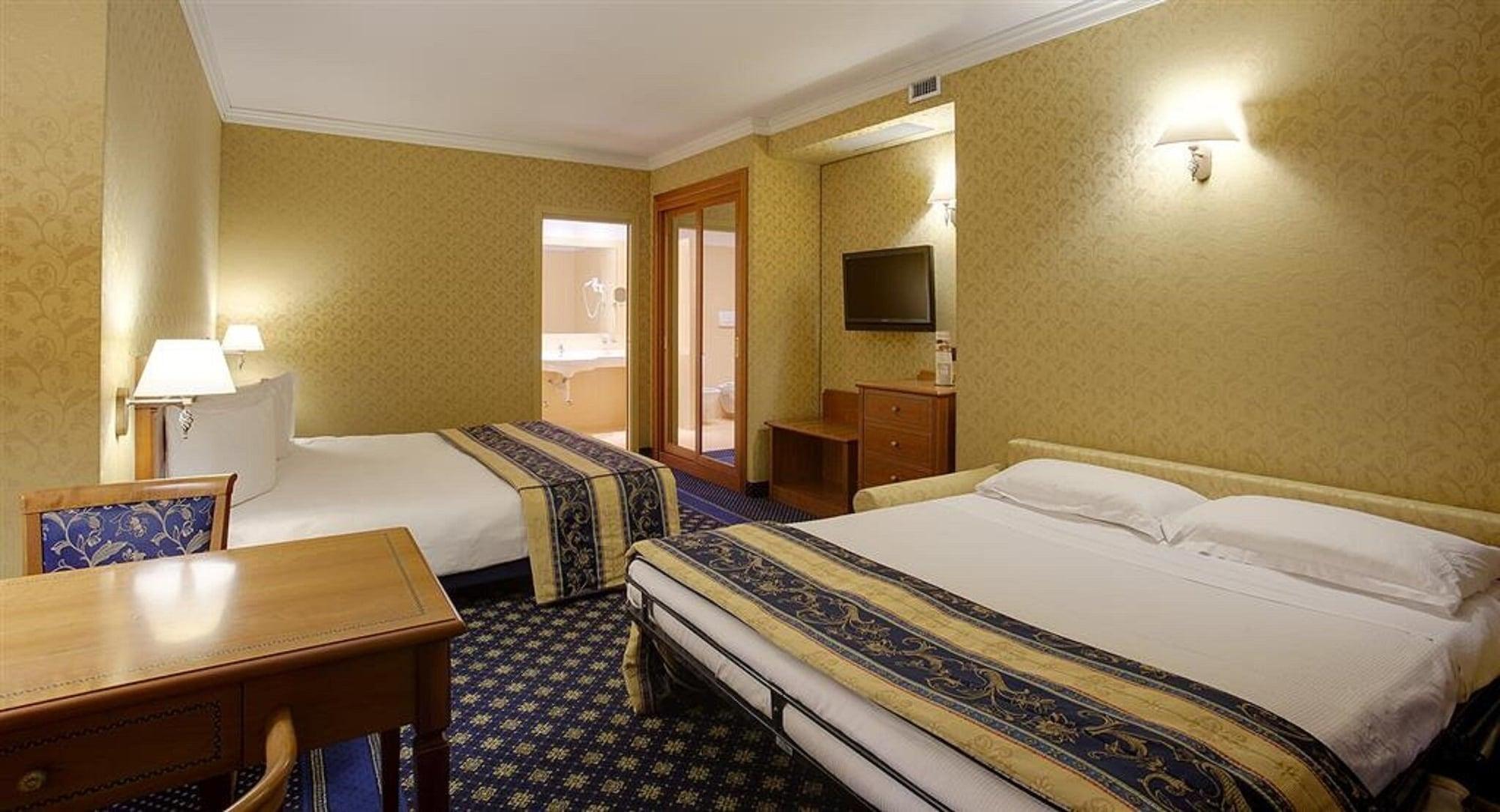 Hotel Ovest 4*