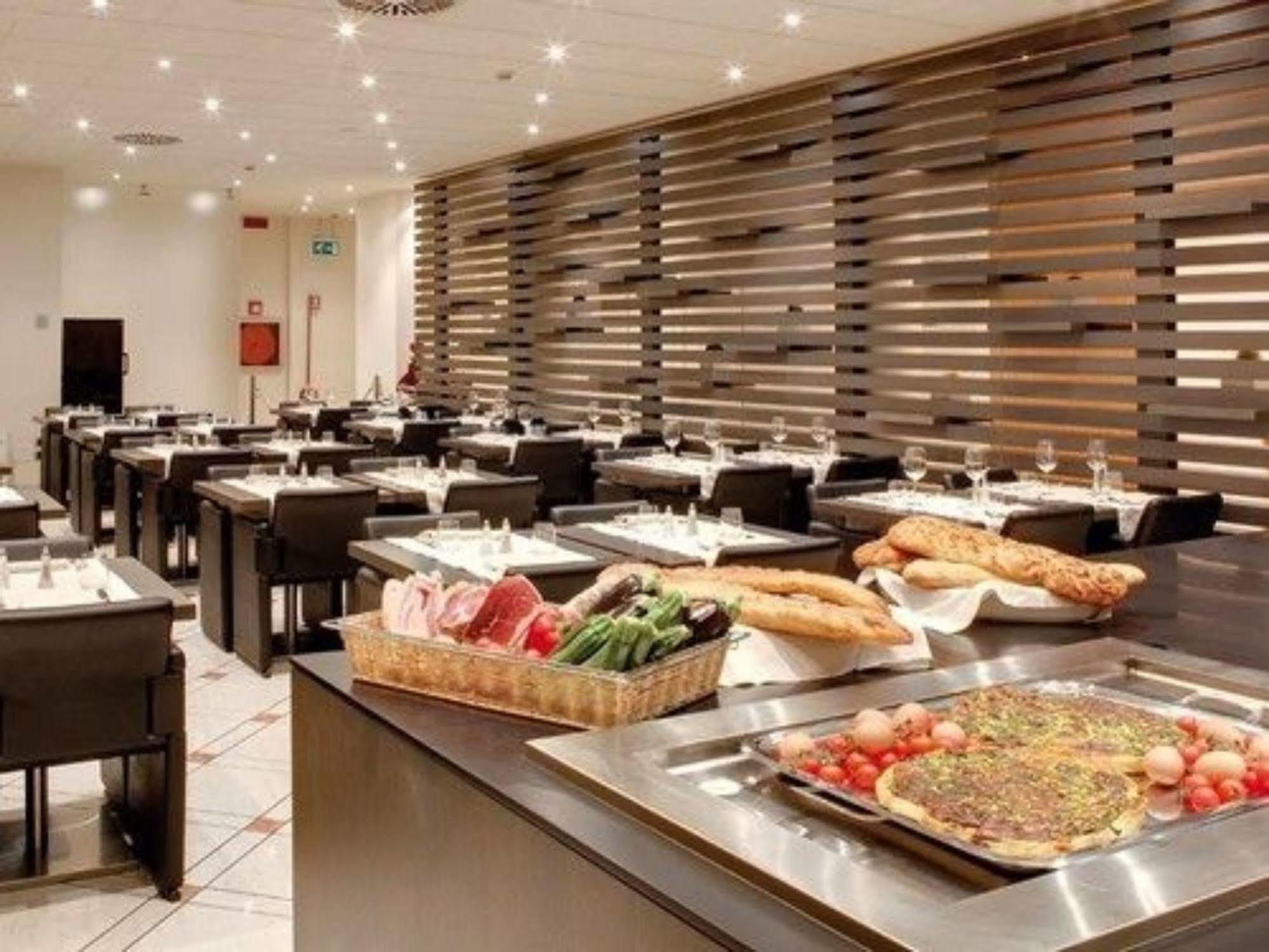 Ovest Hotel Plasencia