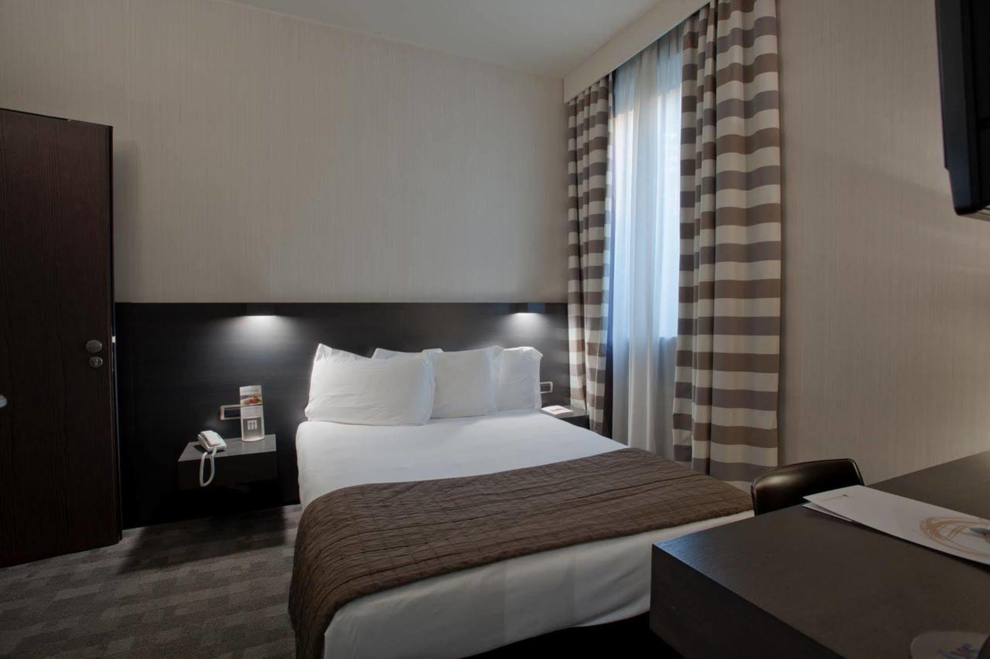 Ovest Hotel 4*