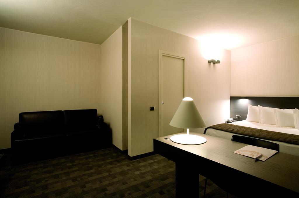 Ovest Hotel 4*