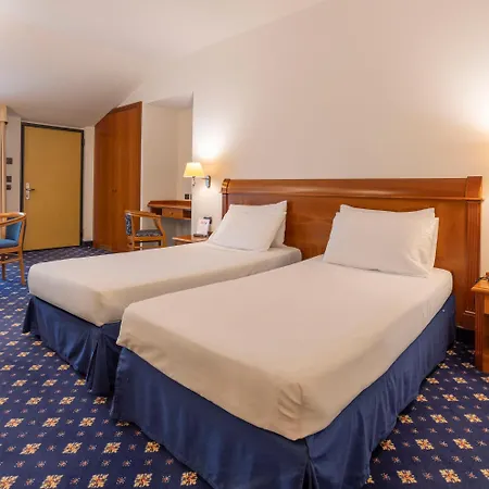 Hotel Ovest Piacenza Exterior photo