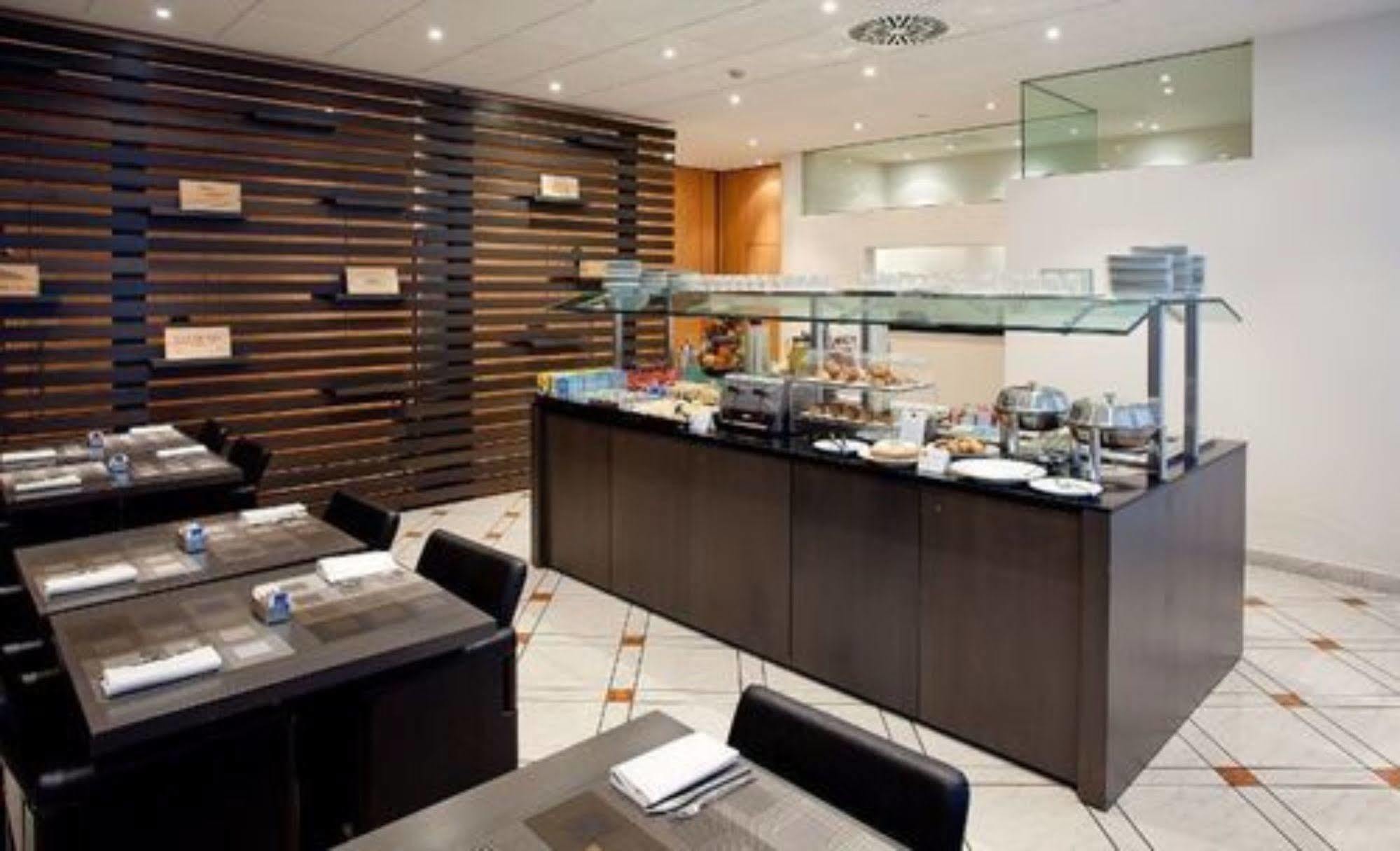 Ovest 4* Piacenza